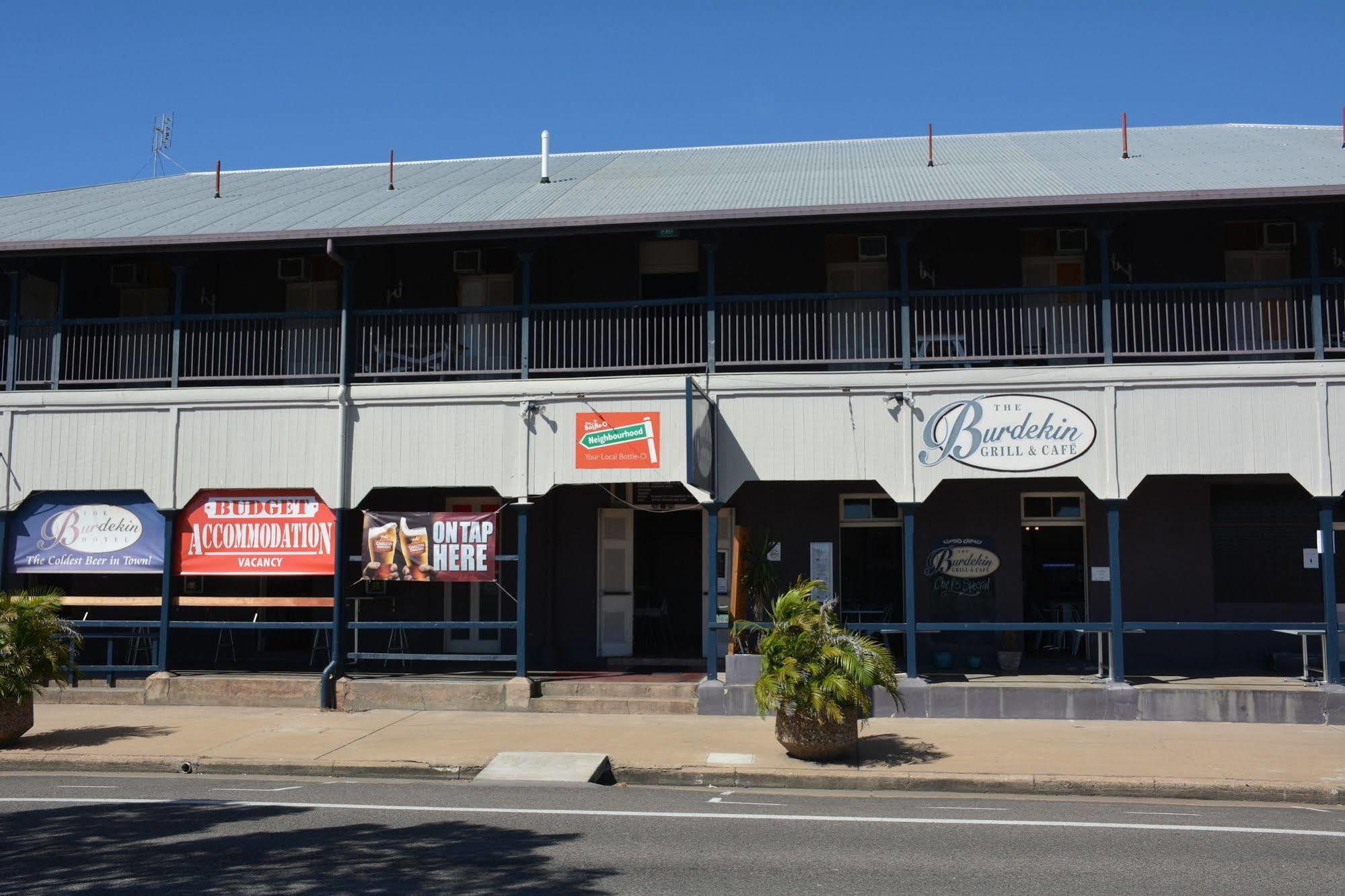 The Burdekin Hotel Ayr Exterior photo